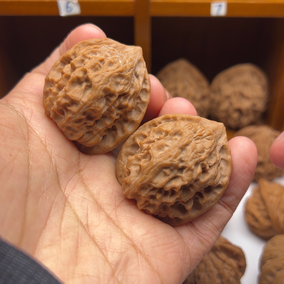 文玩核桃吊坠38尺全品玲珑