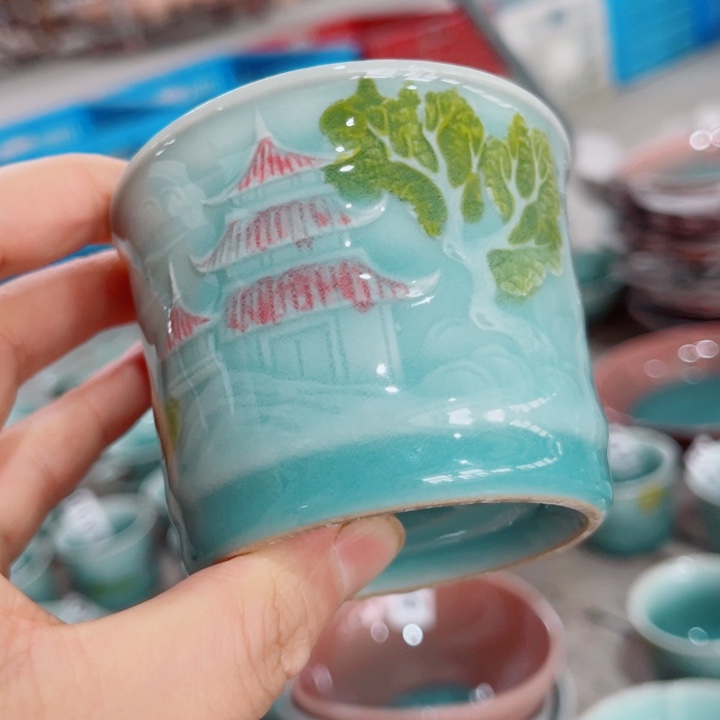 青瓷哈哈哈哈哈哈哈哈哈哈哈哈