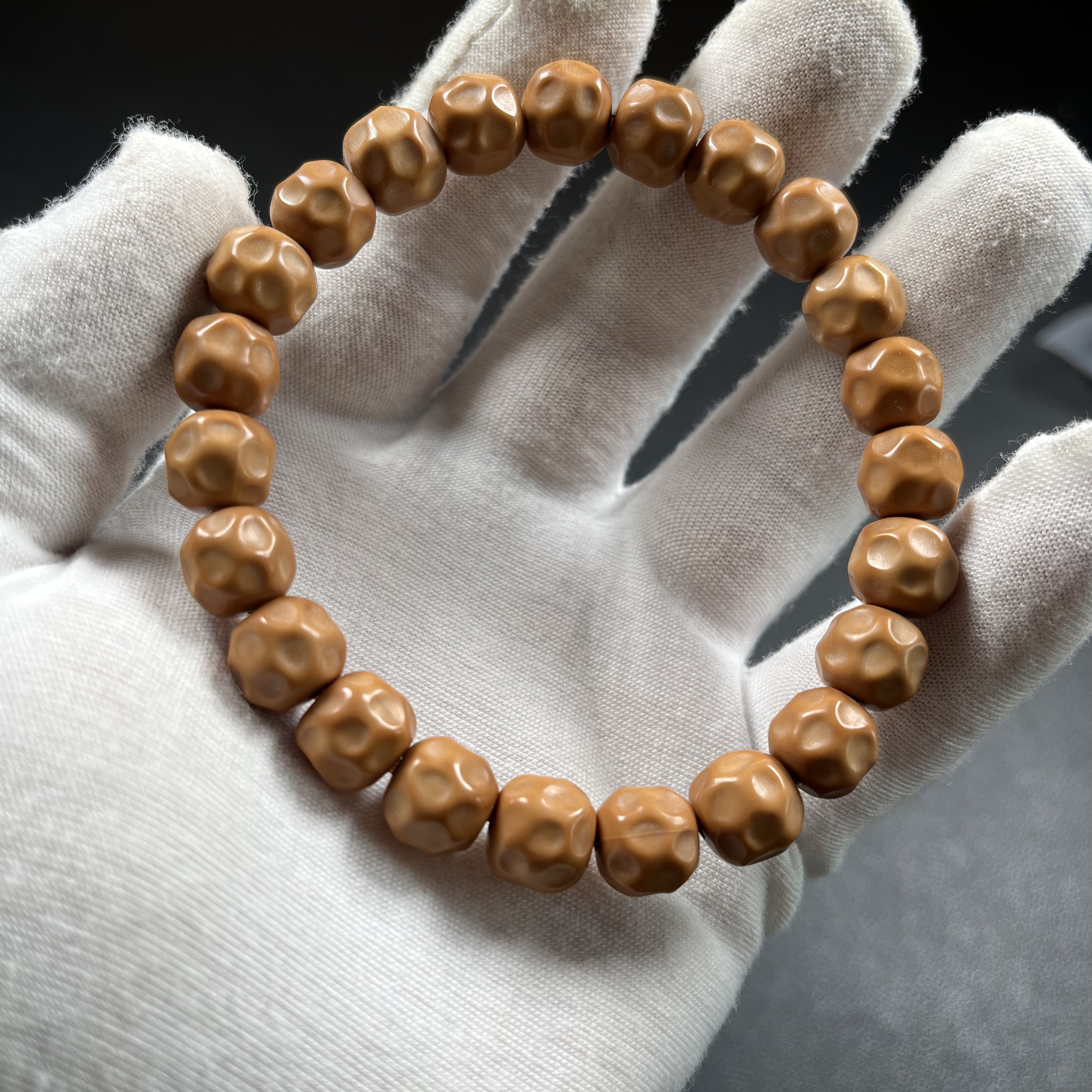 精工雕刻奶酪无相猴头核桃手串，有全品和微瑕疵两款