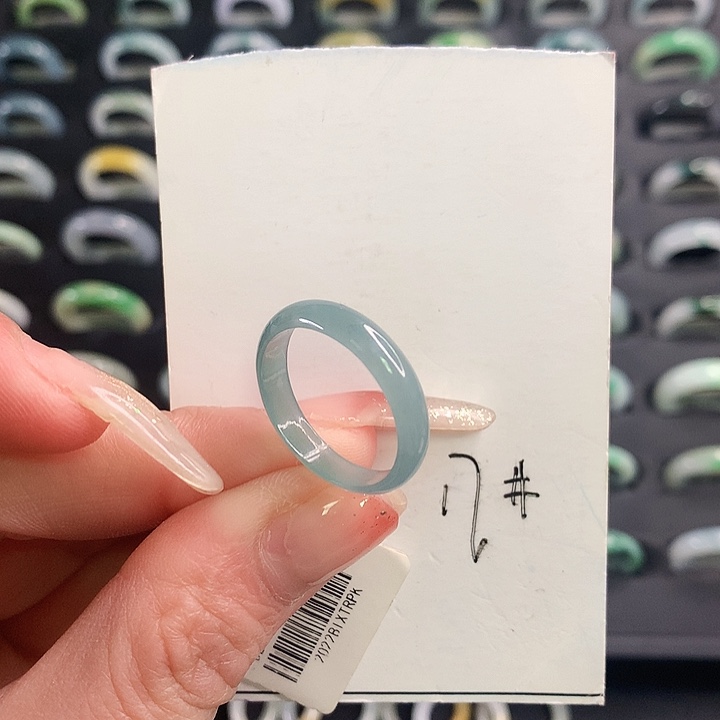 翡翠戒圈未镶嵌翡翠