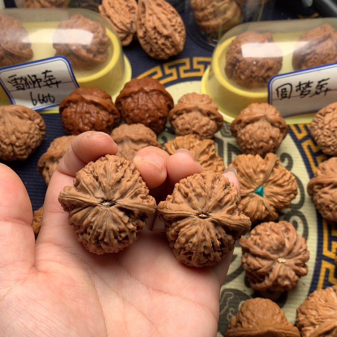 文玩核桃吊坠圆梦37