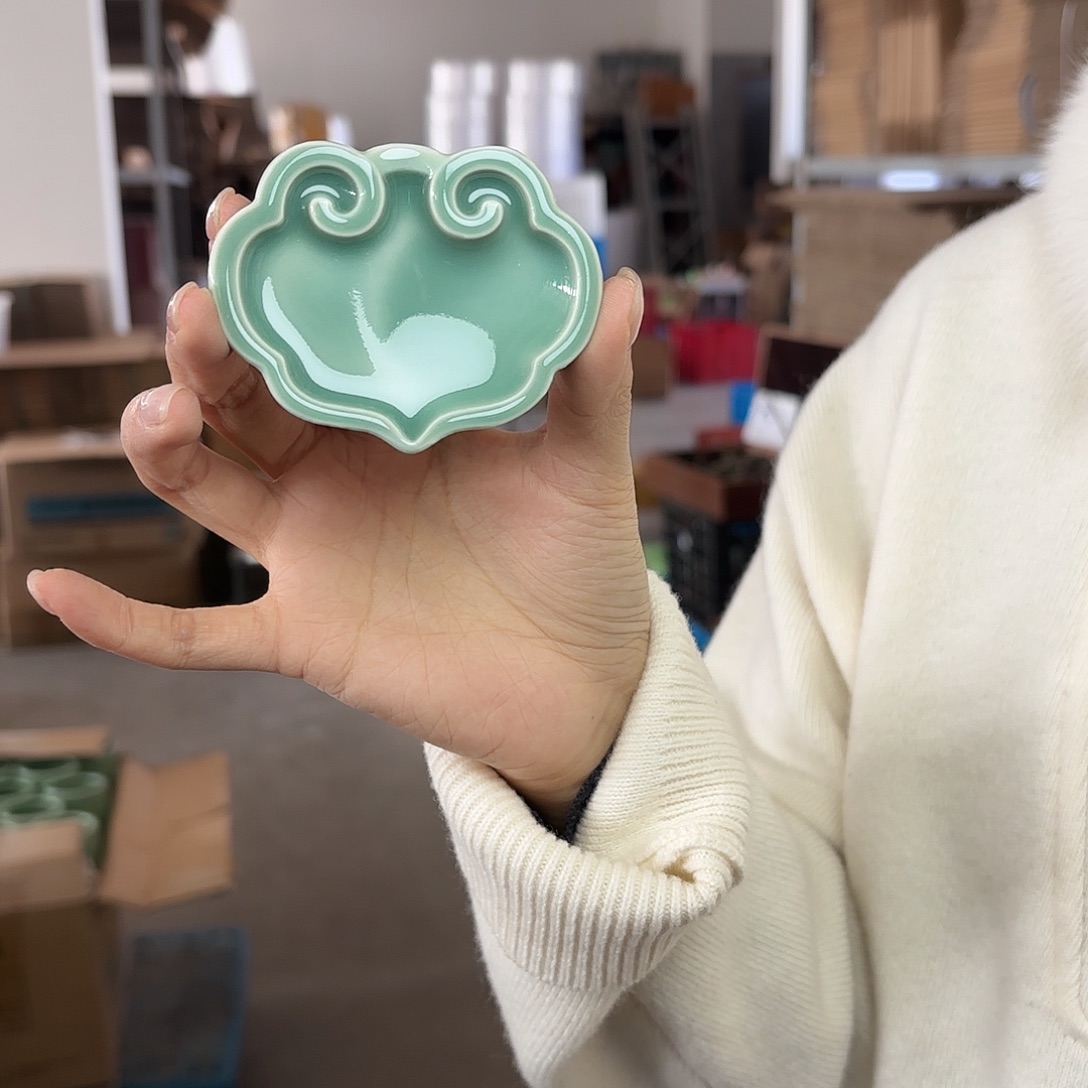 龙泉云间青瓷小米茶器