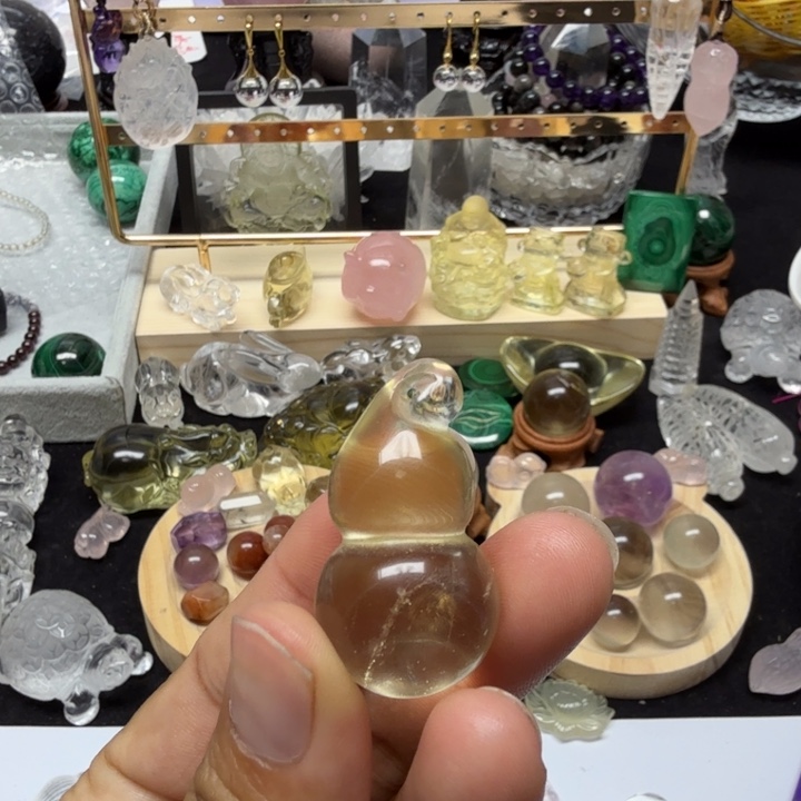 未镶嵌颈饰水晶水晶