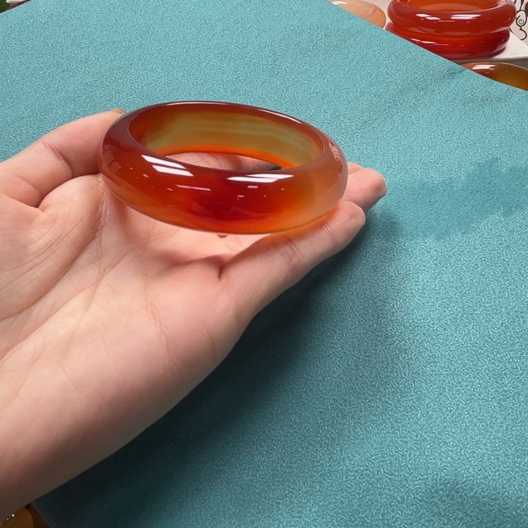 手镯玛瑙/玉髓未镶嵌