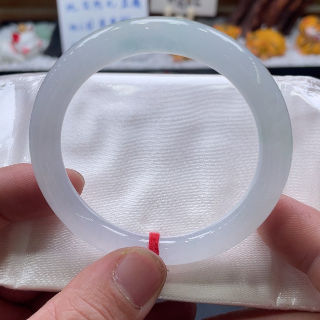 翡翠手镯未镶嵌52.6圆条