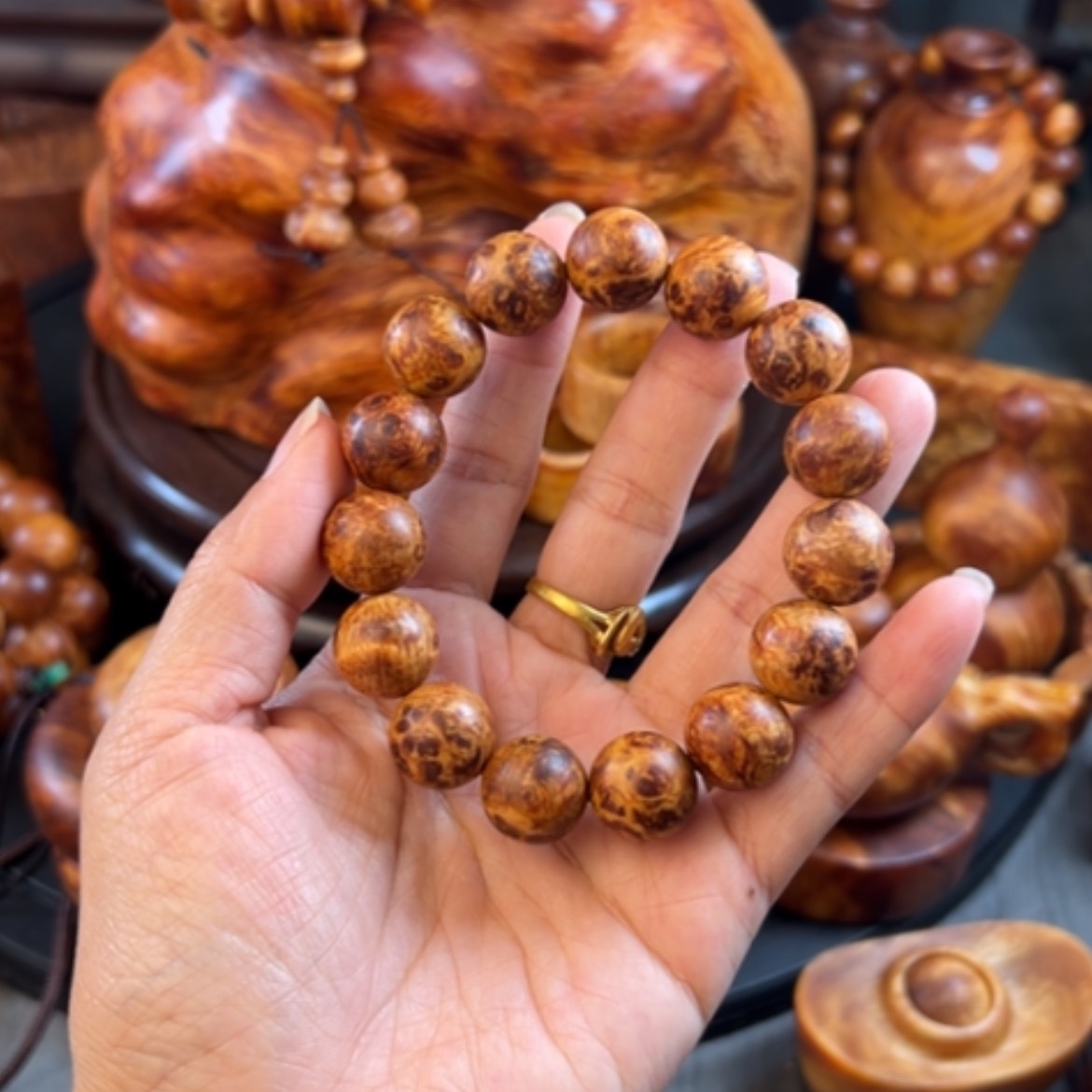 【闪购商品】松木（琥珀木）手串/手链福利