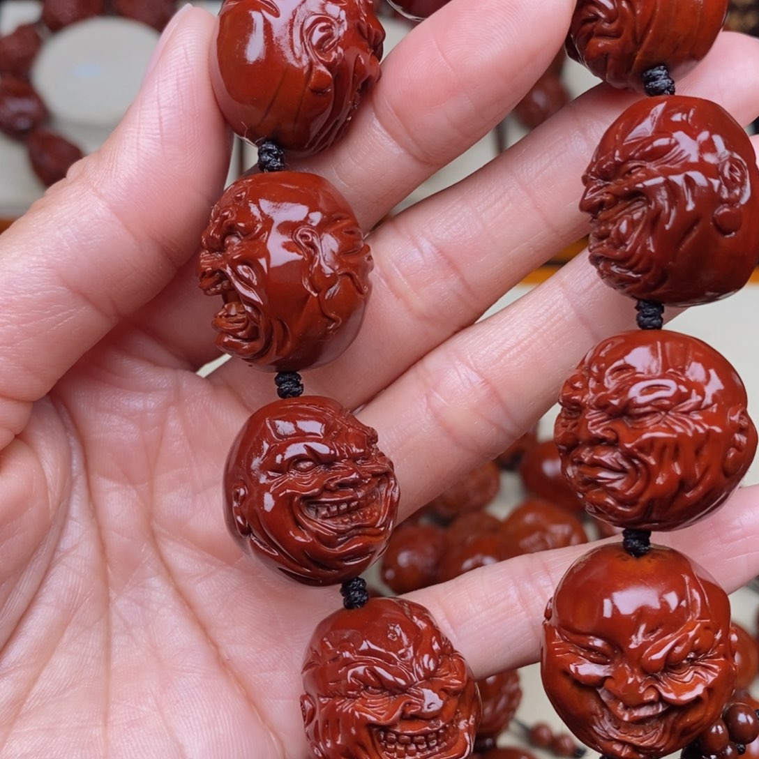 橄榄核吊坠城****恶僧，