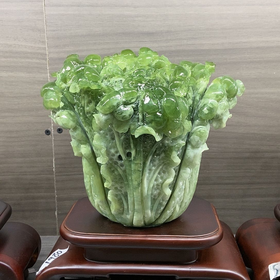 【闪购商品】蛇纹石玉（覆膜）未镶嵌珠宝奇石