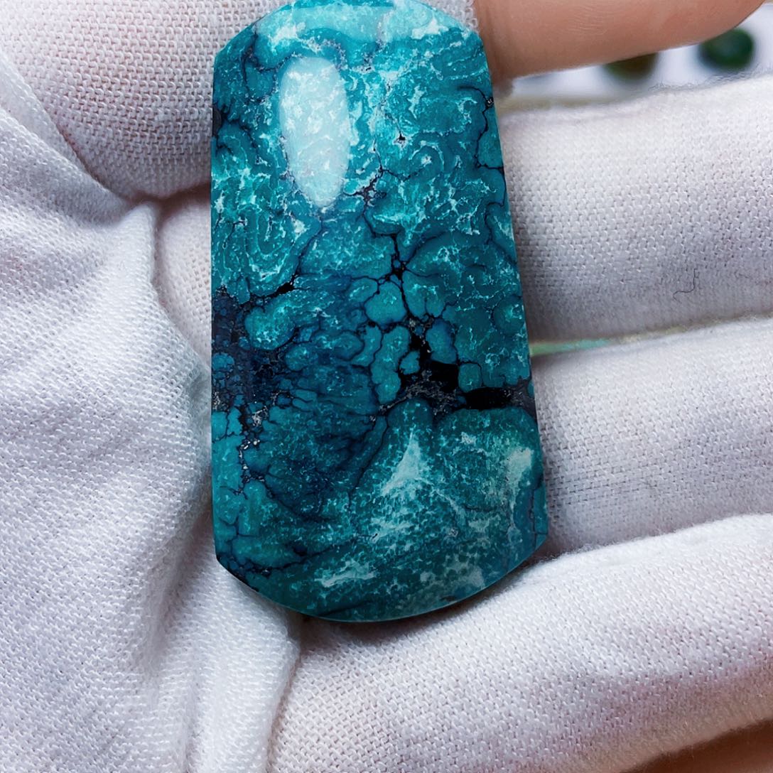 绿松石未镶嵌饰品