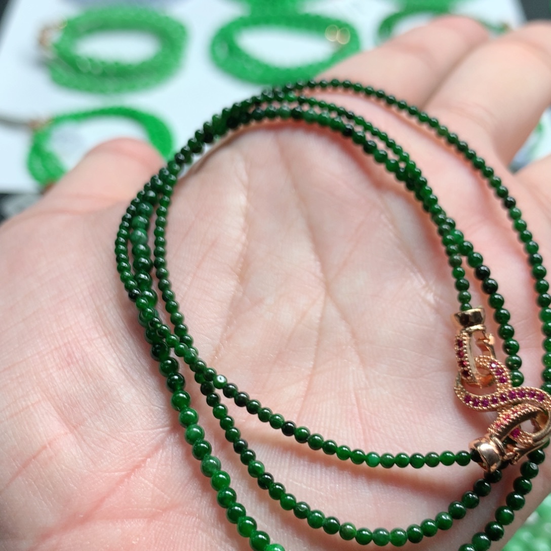 翡翠未镶嵌手链翡翠