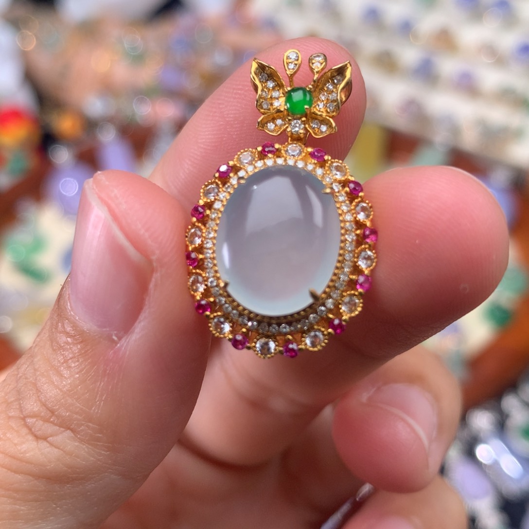 翡翠18K金镶嵌吊坠(不含链)