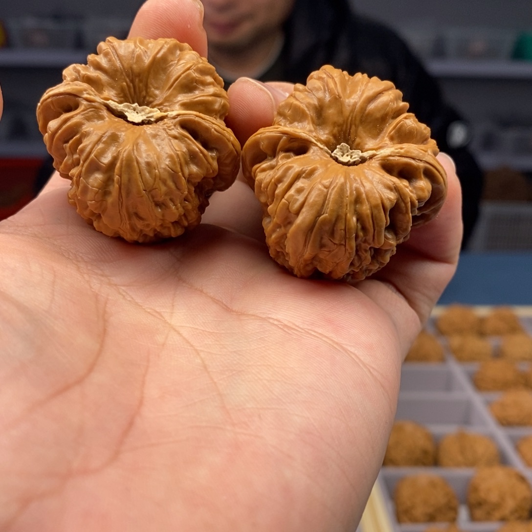 碎***子把件文玩核桃全品41凹底