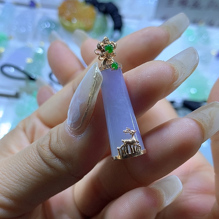 翡翠颈饰18K金镶嵌天然翡翠A货吊坠