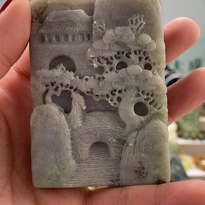 和田玉挂件未镶嵌有瑕