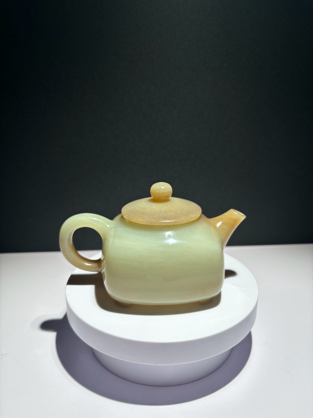 景柏缘和田玉新疆且末蜜糖色茶壶 170毫升 