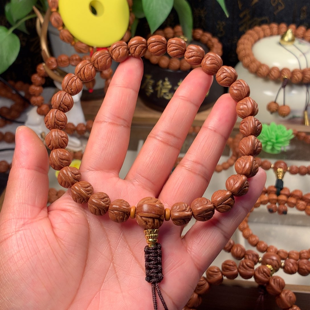 桃核吊坠玉龙脊手持11