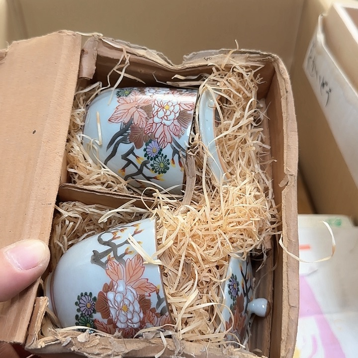 瓷片太*?瓷质品工艺品
