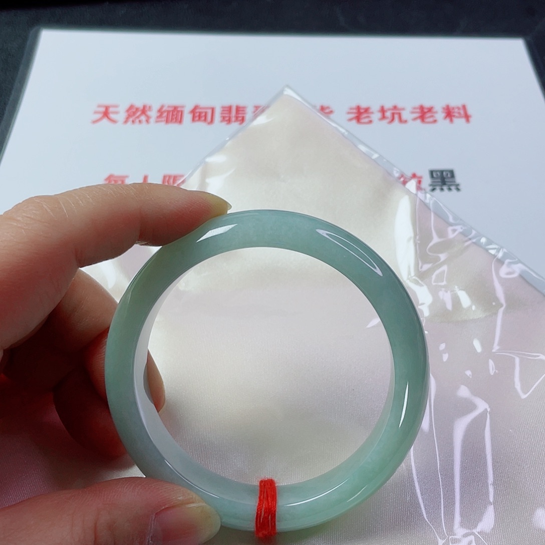 翡翠未镶嵌手镯天然翡翠手镯58.4。13.8。8.4