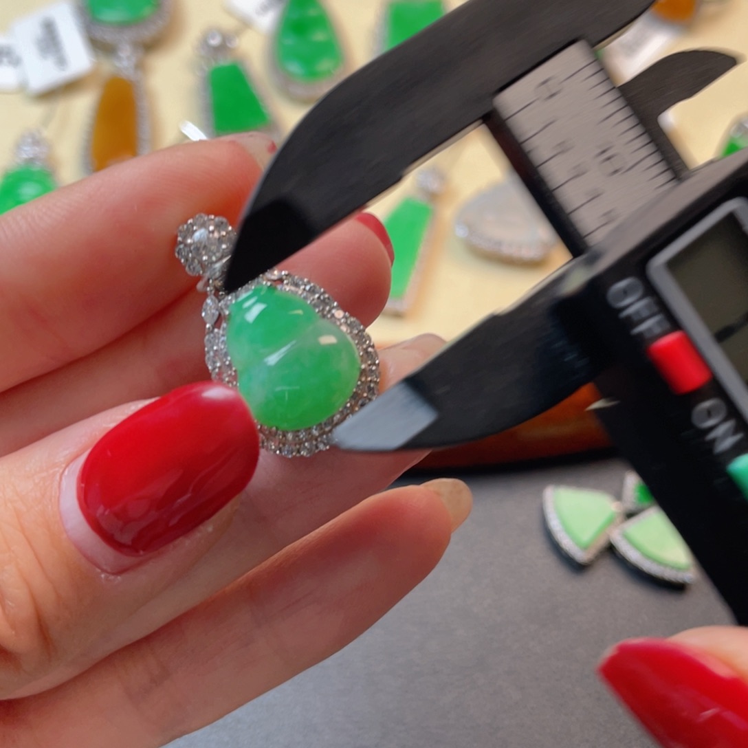 翡翠吊坠(不含链)银S925镶嵌