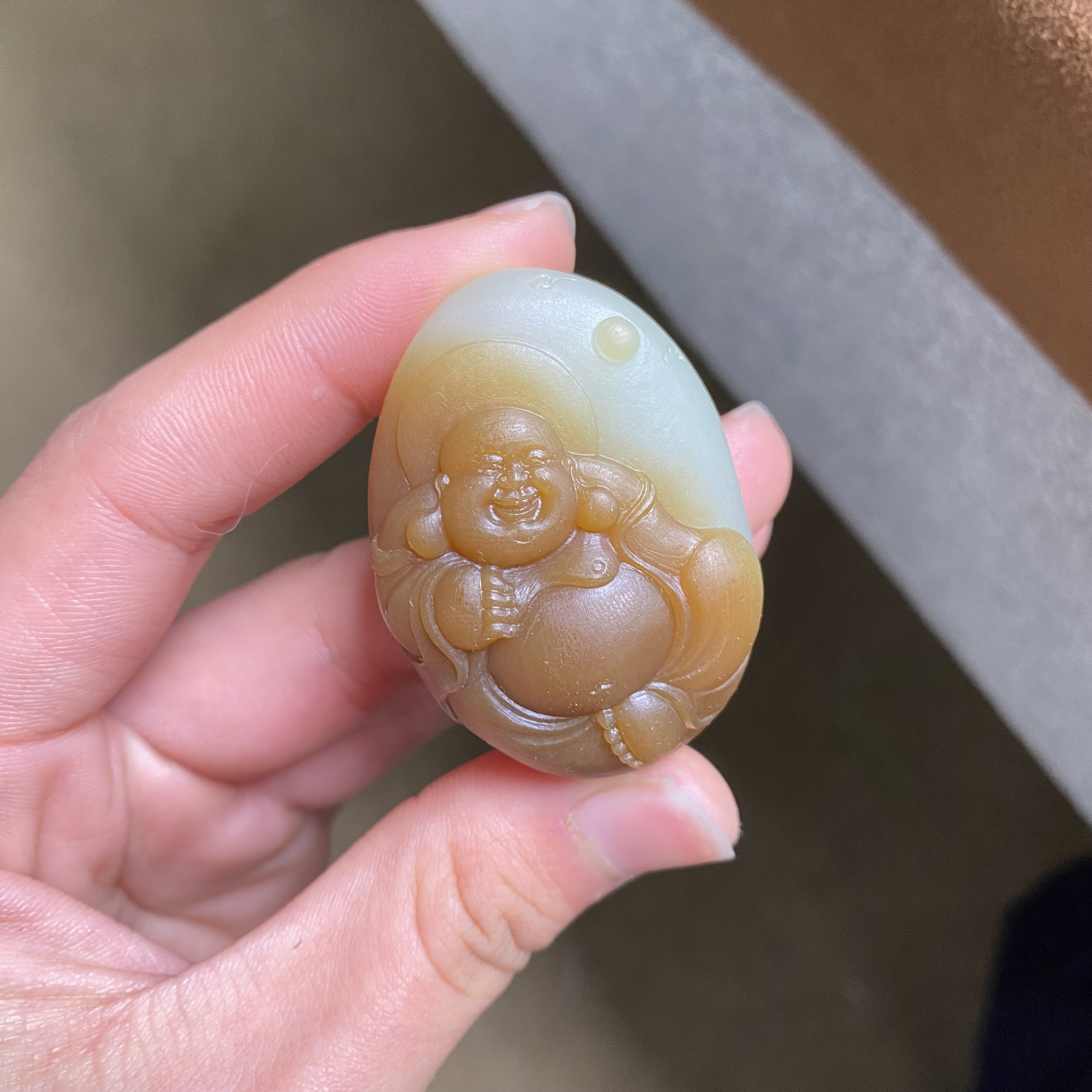 和田玉糖白逍遥佛公吊坠