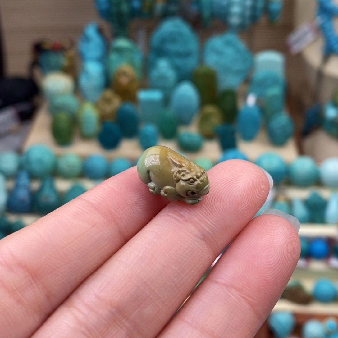 绿松石珠宝奇石未镶嵌