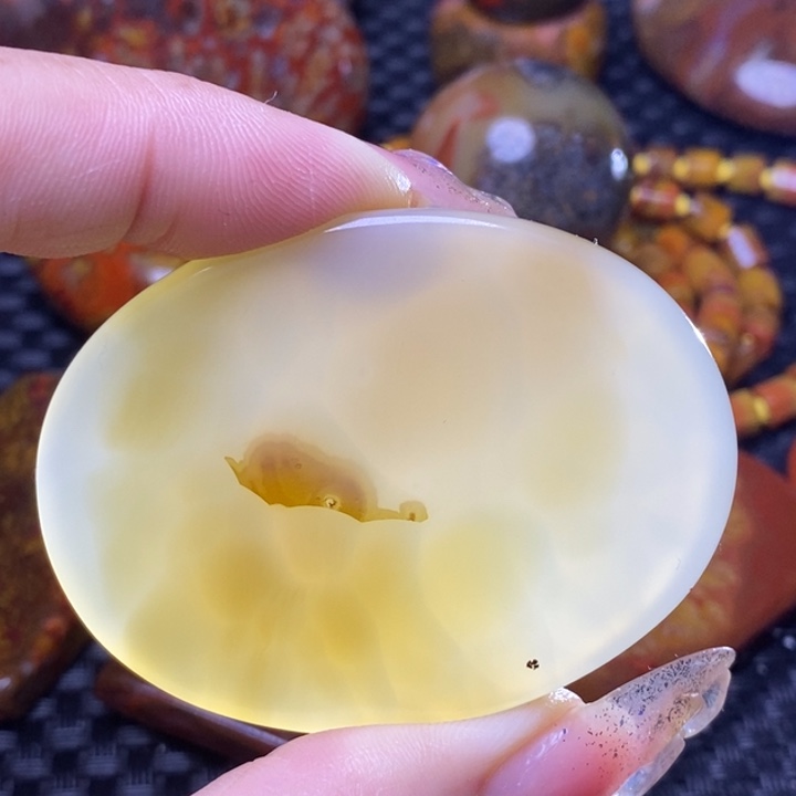 玛瑙/玉髓颈饰未镶嵌