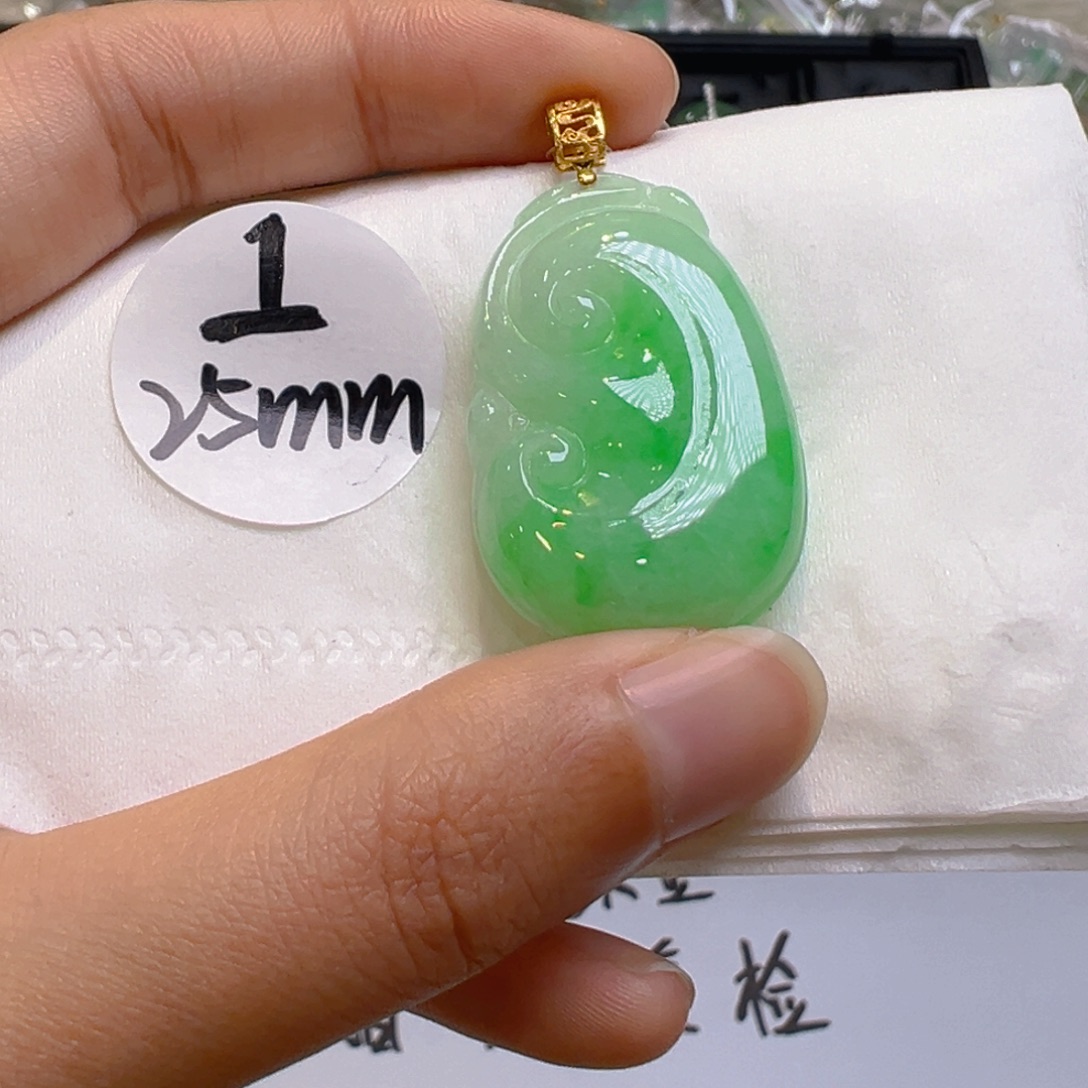 翡翠18K金镶嵌吊坠(不含链)