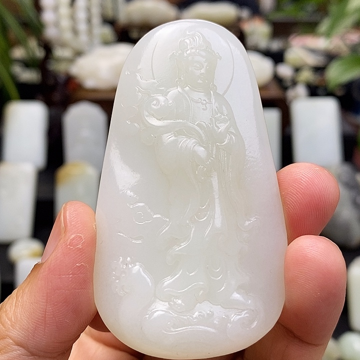 和田玉未镶嵌颈饰