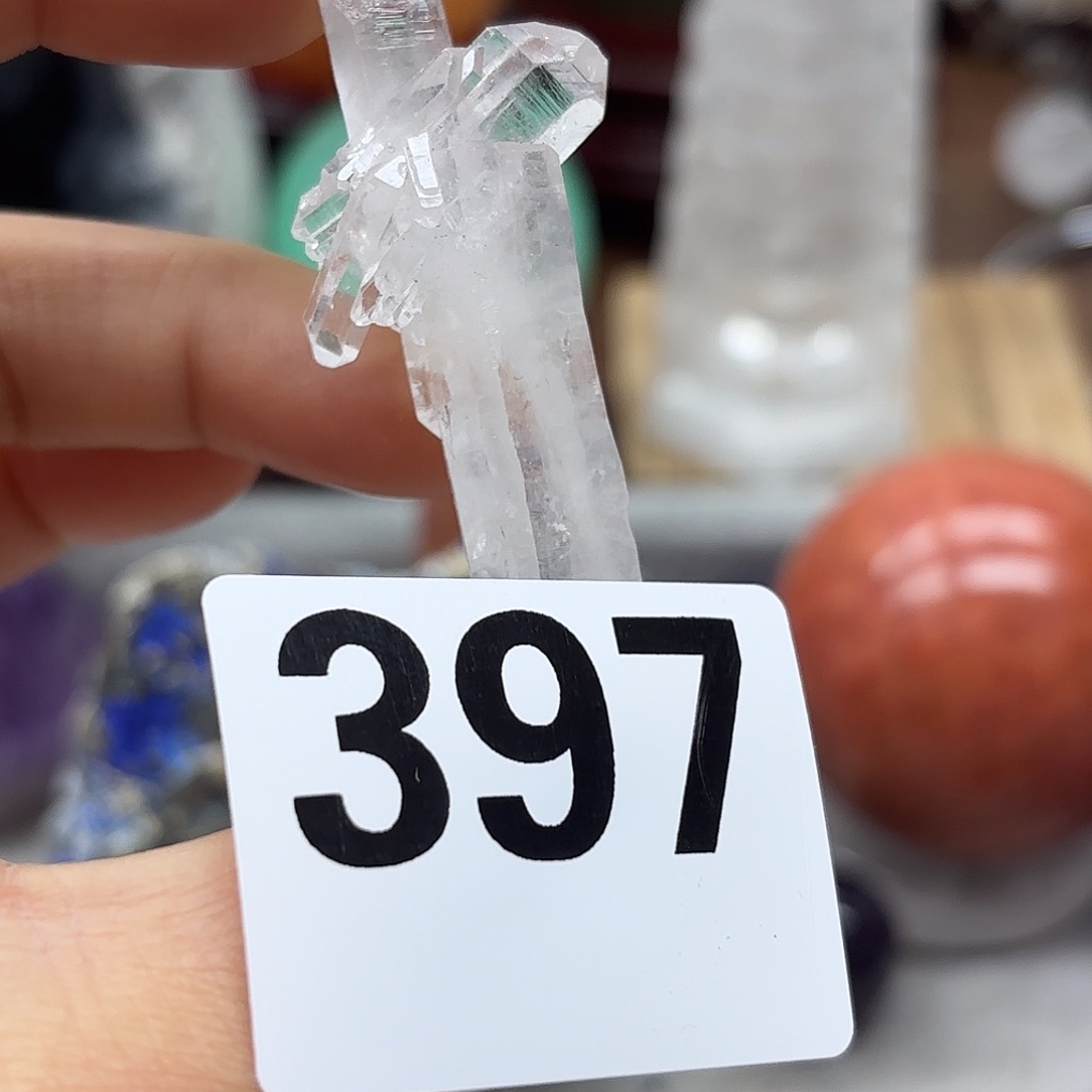 未镶嵌水晶大型摆件（非配饰）