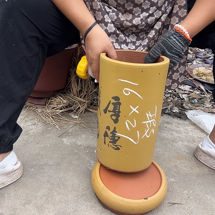 紫砂花盆紫砂花盆