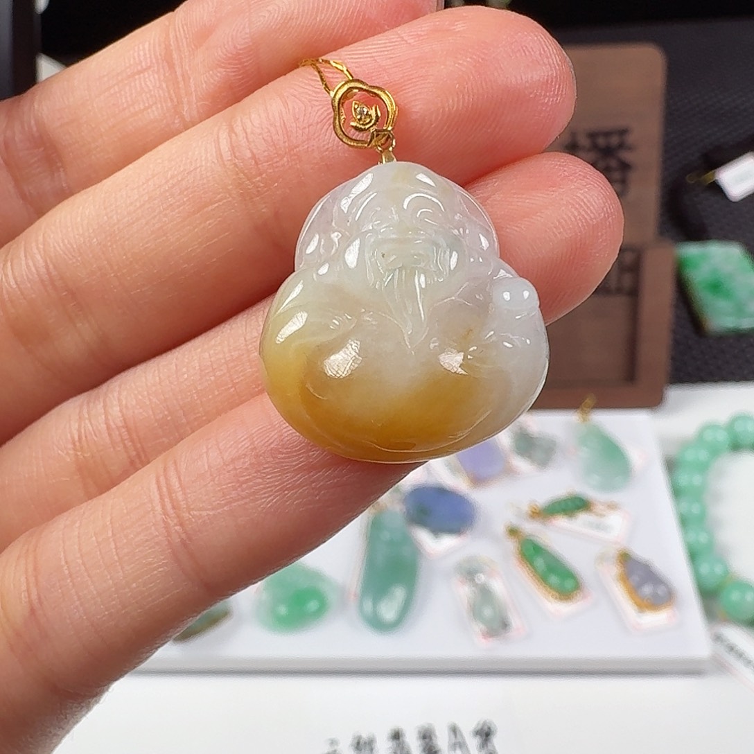 翡翠18K金镶嵌颈饰