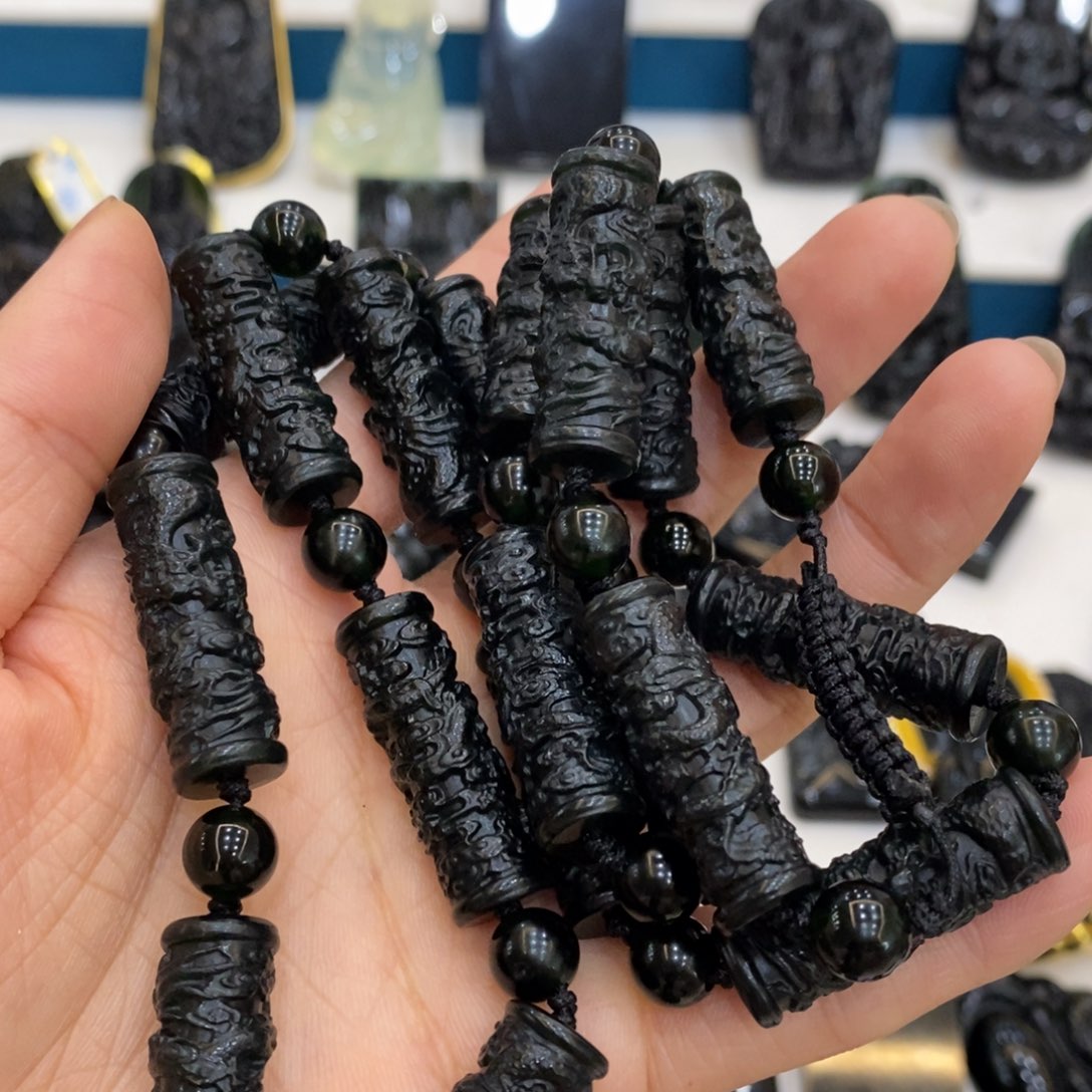 杨***师蛇纹石玉未镶嵌手串