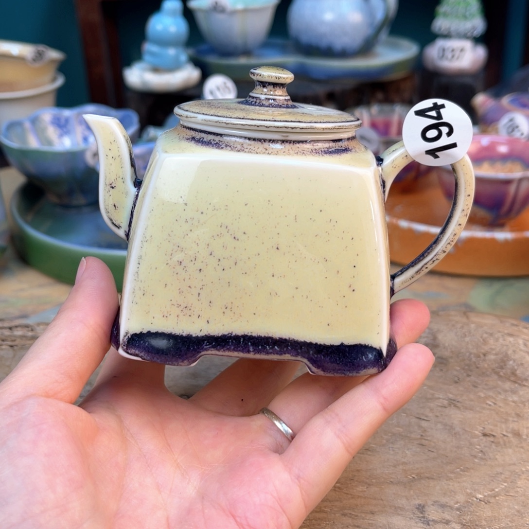 ****仔景德镇高温颜色釉