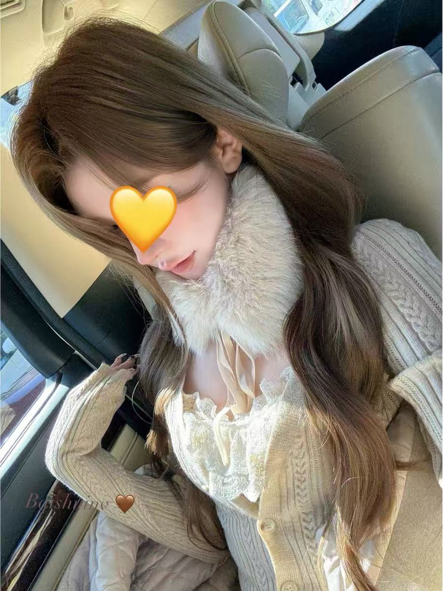 蒂安娜小姐V领毛针织开衫U领蕾丝吊带女保暖纯欲上衣套装配毛领女