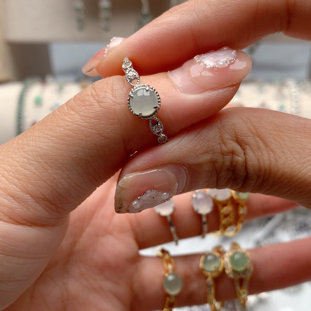 翡翠戒指银S925镶嵌333333