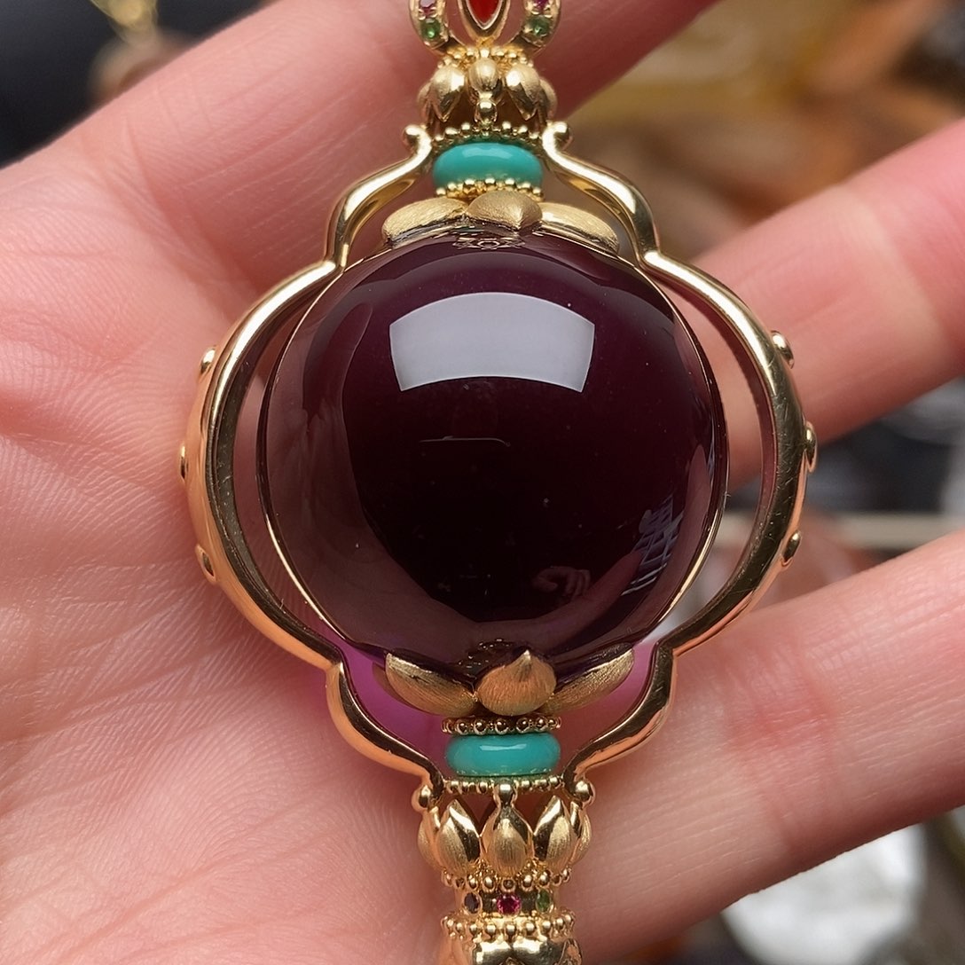 水晶天然水晶吊坠18K金镶嵌