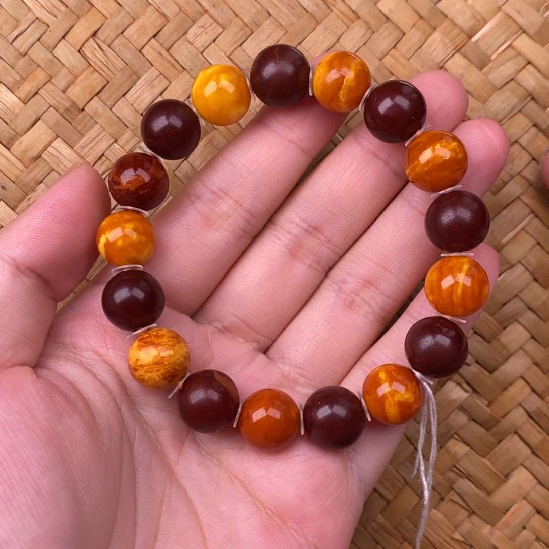 未镶嵌蜜蜡裸石蜜蜡