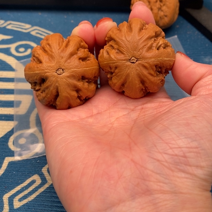 小***蛋吊坠文玩核桃文雅密度文玩核桃