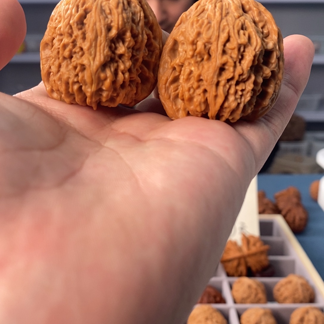 把件文玩核桃没修南疆石41