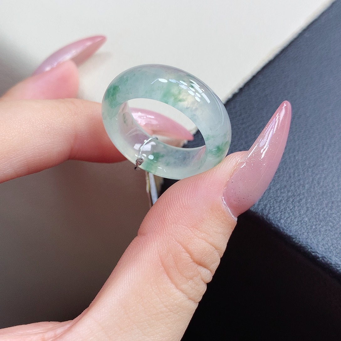 翡翠戒指未镶嵌15-16号