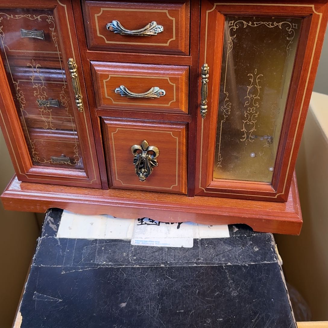 紫砂瑾煜工艺品，欢迎各位老板