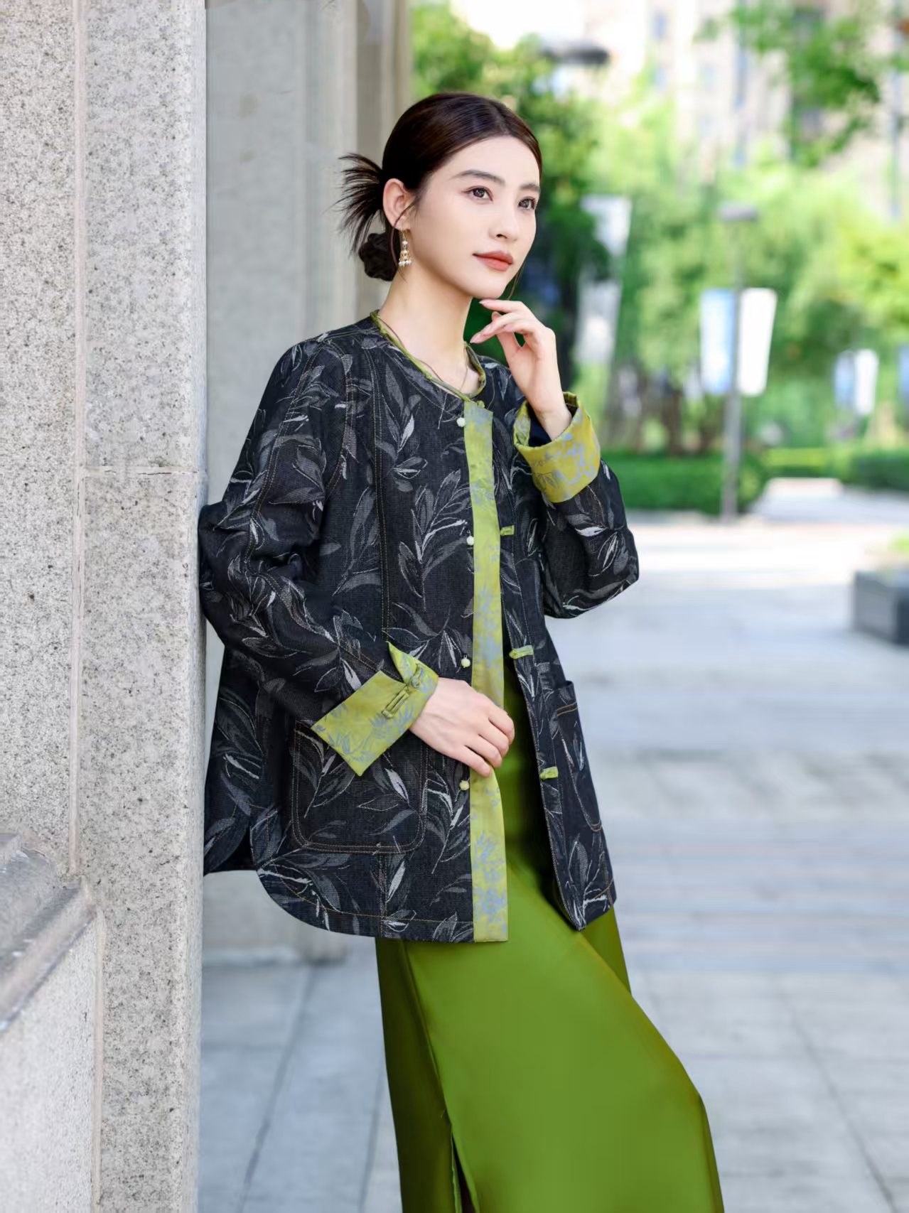  【胜华优选】宝丽 新中式时尚印花牛仔外套谁穿谁精致！05081