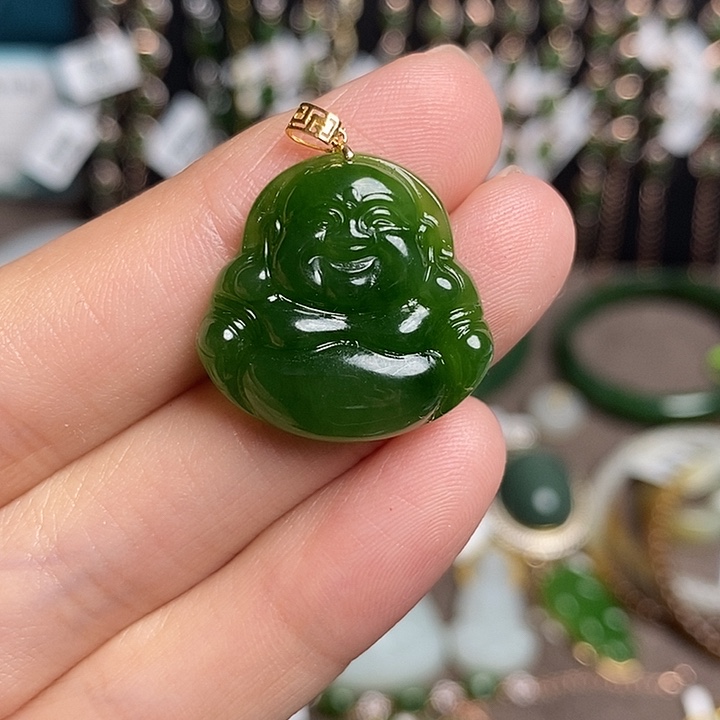 颈饰18K金镶嵌和田玉