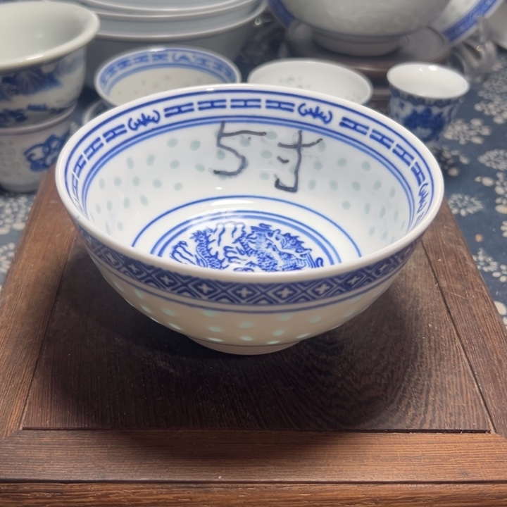 陶青花玲珑5寸饭碗