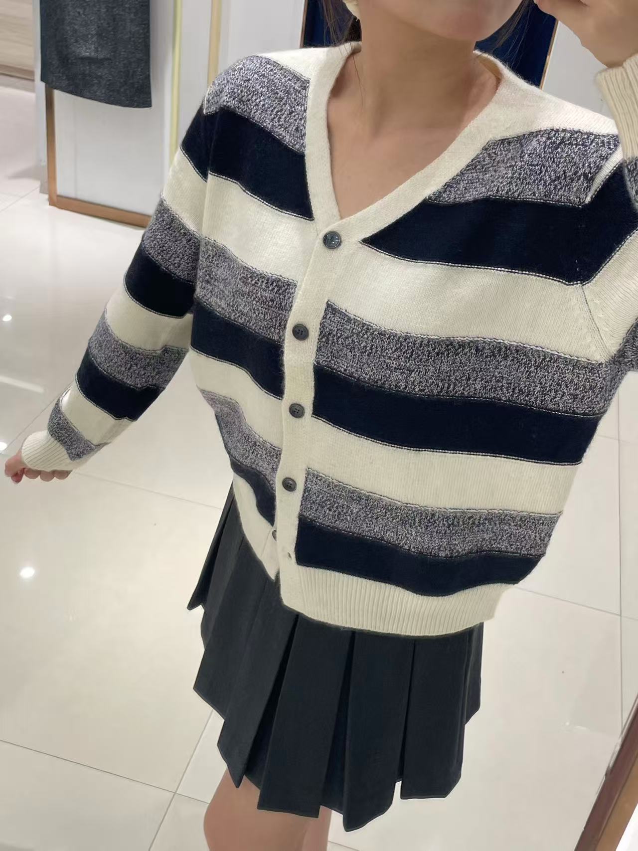 开衫上衣百搭毛衣复古风早秋针织条纹长袖毛针织衫拼色秋季拼接