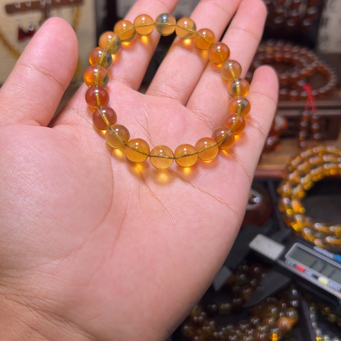 琥珀未镶嵌颈饰9mm金珀手串