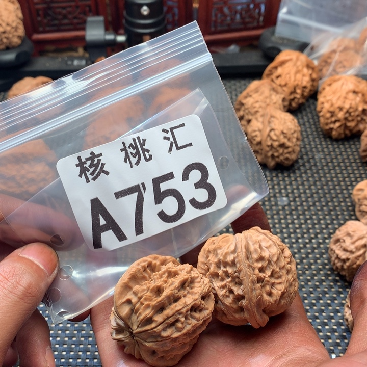 吊坠文玩核桃马老四
