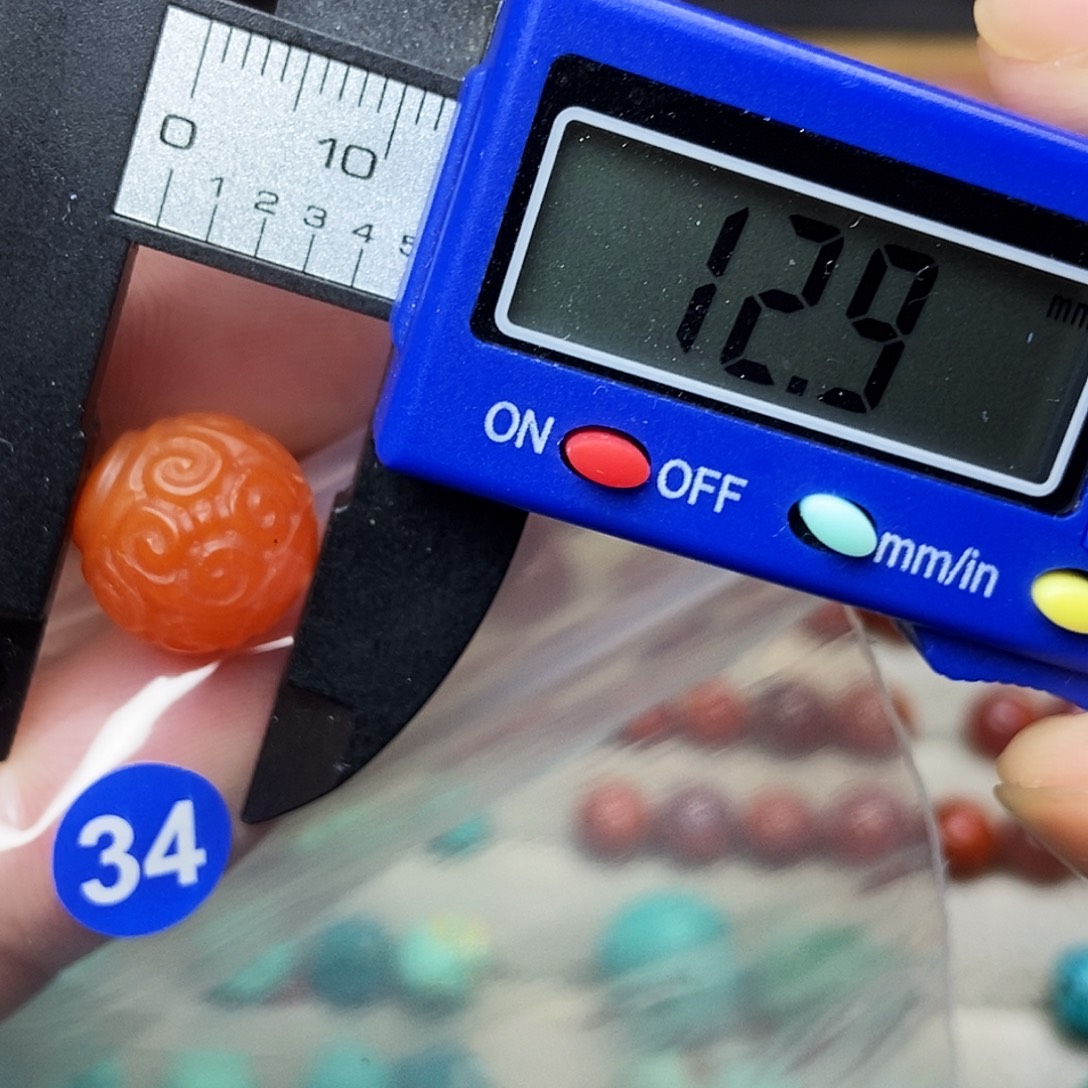 南红玛瑙未镶嵌南红玛瑙有瑕疵