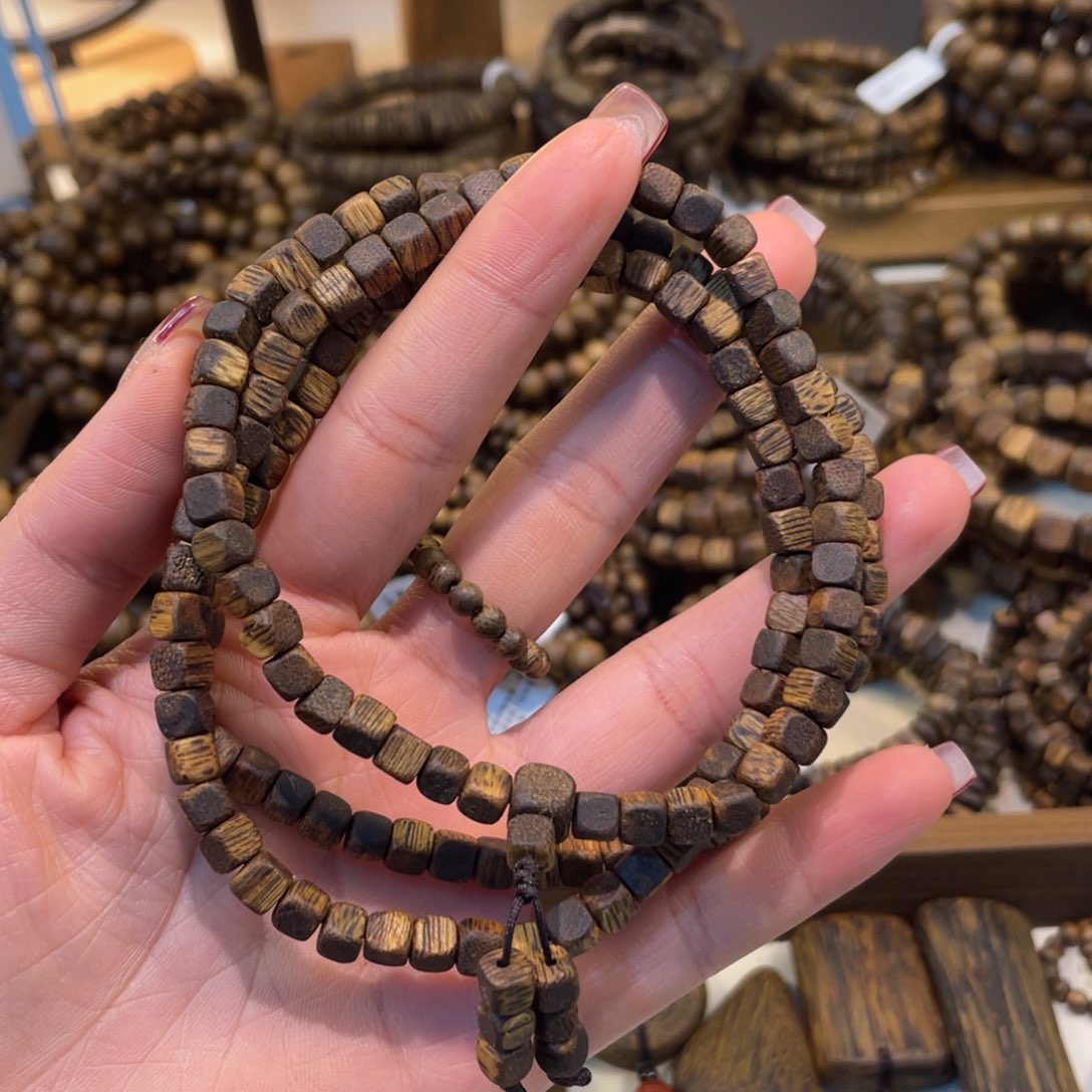 沉香卡5方糖多圈13克+