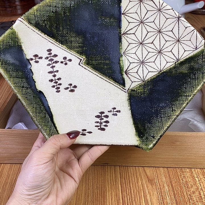 瓷器木器铜铁器花瓶盘子